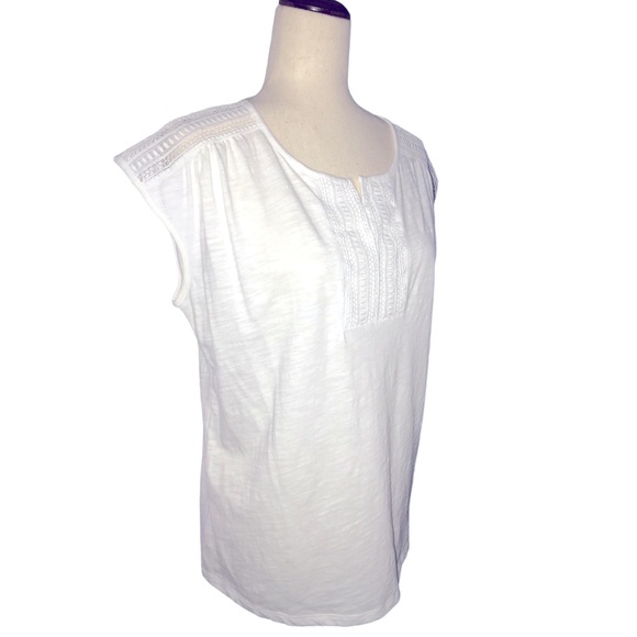 Liz Claiborne White T-Shirt Size Medium Eyelet Lace Burnout Effect Short Sleeves - Picture 6 of 12